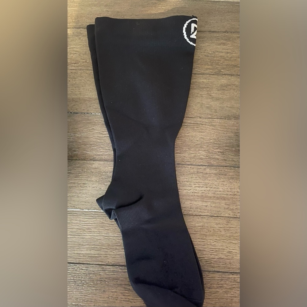 Compression socks - Picture 4 of 6